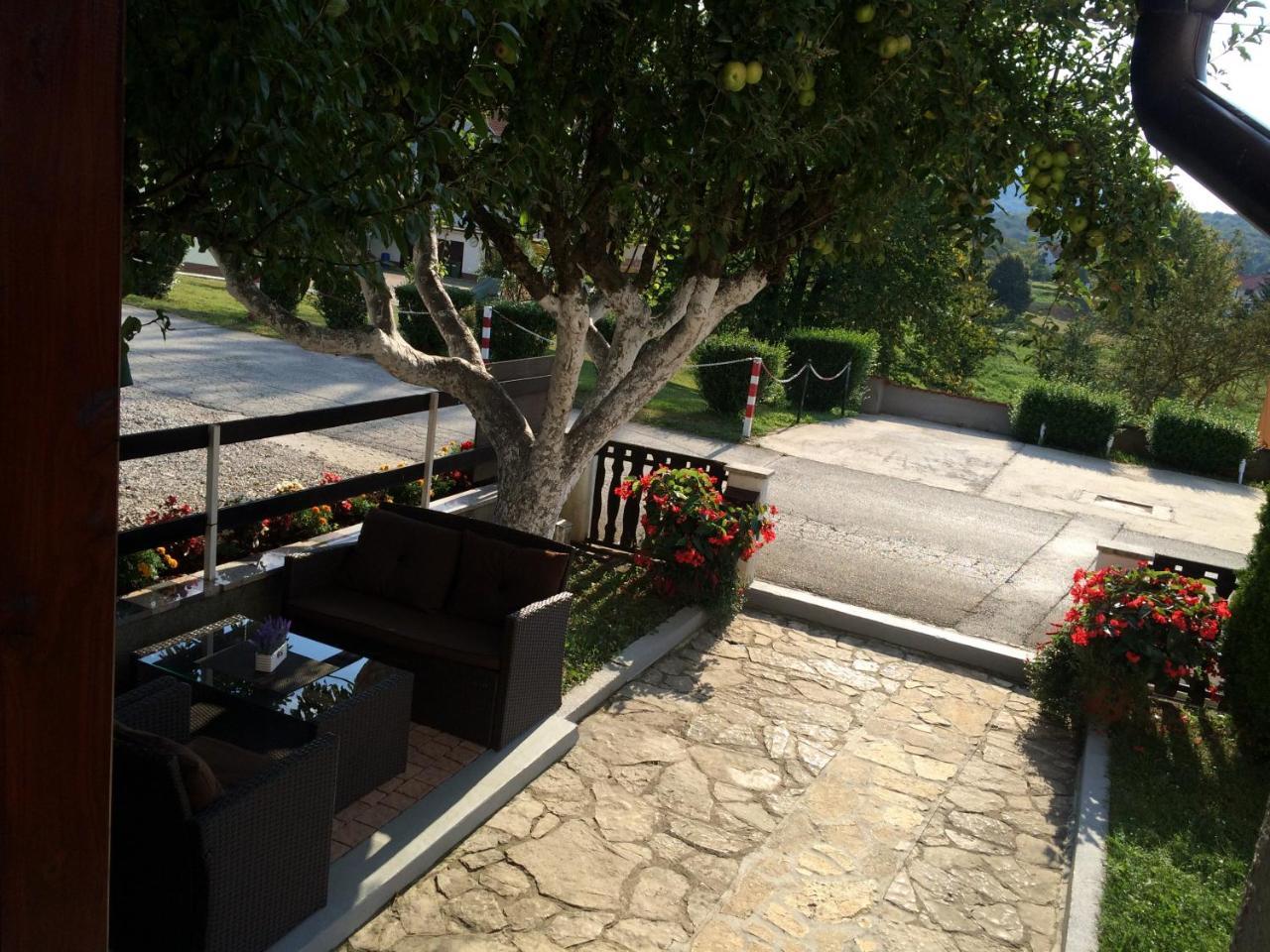 House Leonarda Hotel Grabovac  Eksteriør billede
